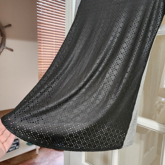 Vocal Gray Women's Rhinestone Bling Skull Floral Long Sleeve Medium Made in USA - Picture 10 of 14